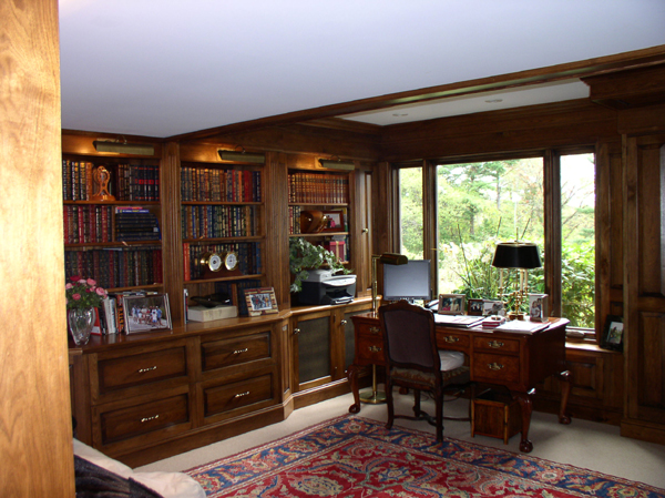Customized bookshelves and libraries by HB Woodworking, Inc.